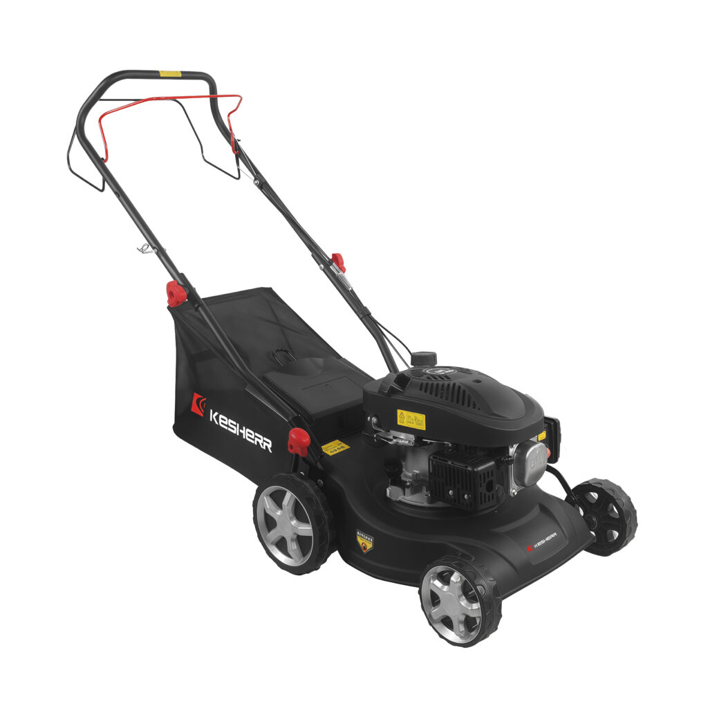 Self-Propelled Lawn Mower for Easy and Versatile Yard Maintenance